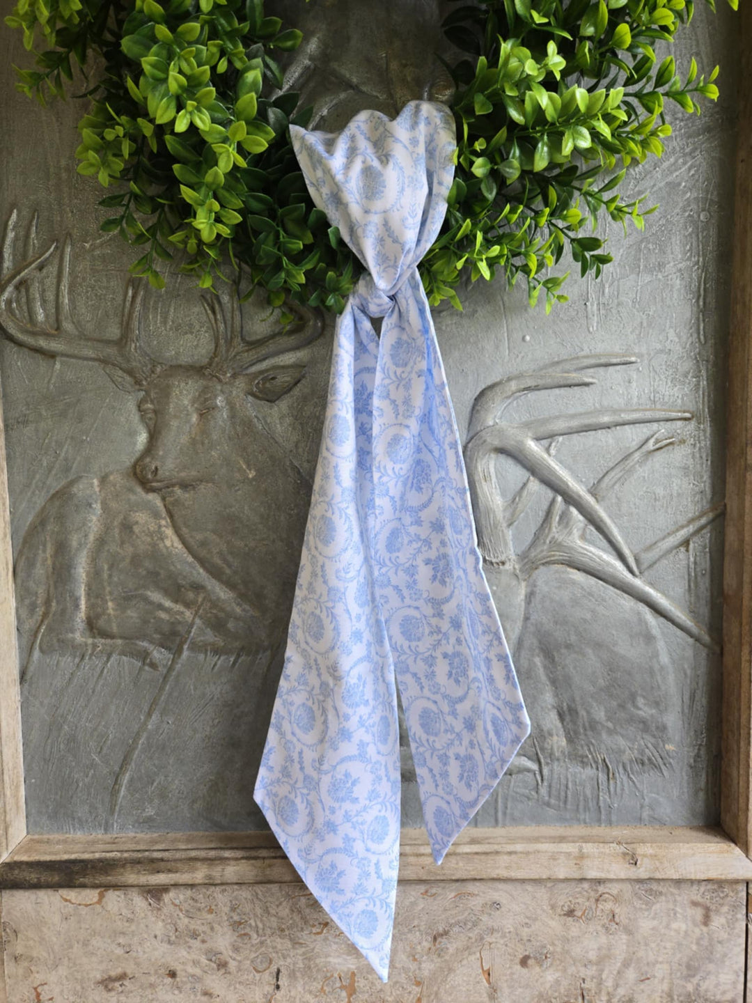 LIGHT BLUE WREATH SASH FLORAL