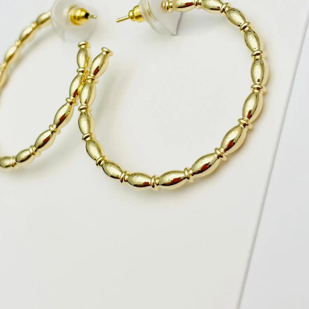 GOLD BEADED RICE HOOP EARRINGS