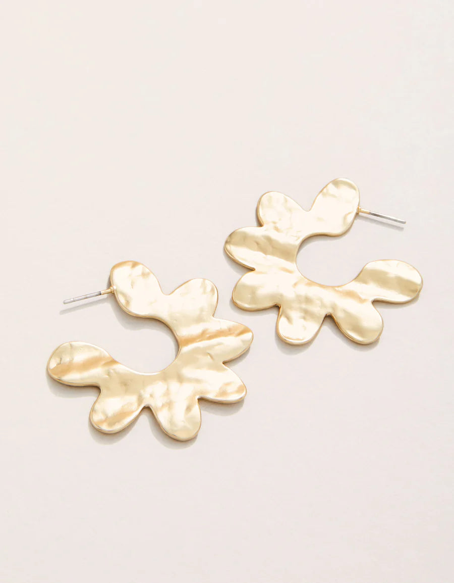KAI FLOWER HOOP EARRINGS GOLD