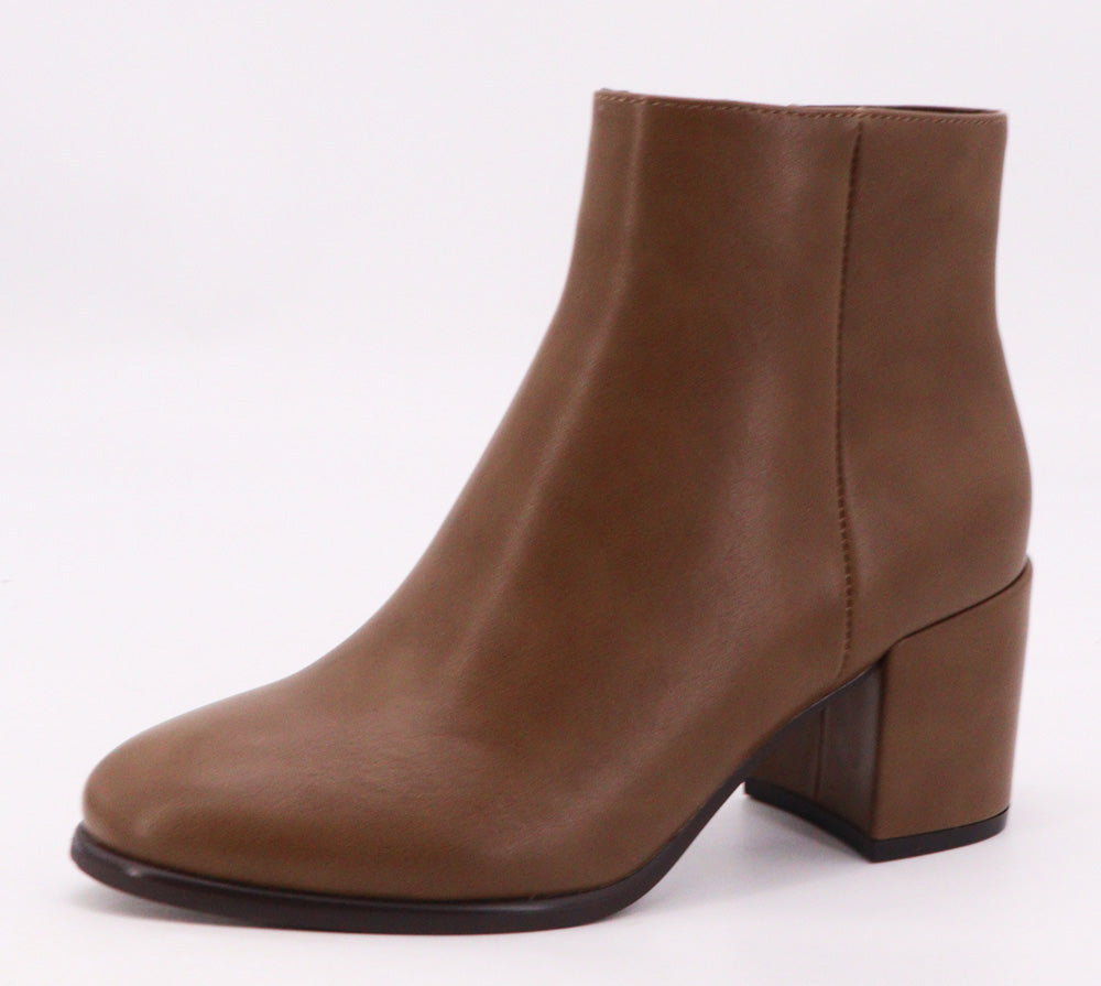 TAUPE HEARTBEAT BOOTIE