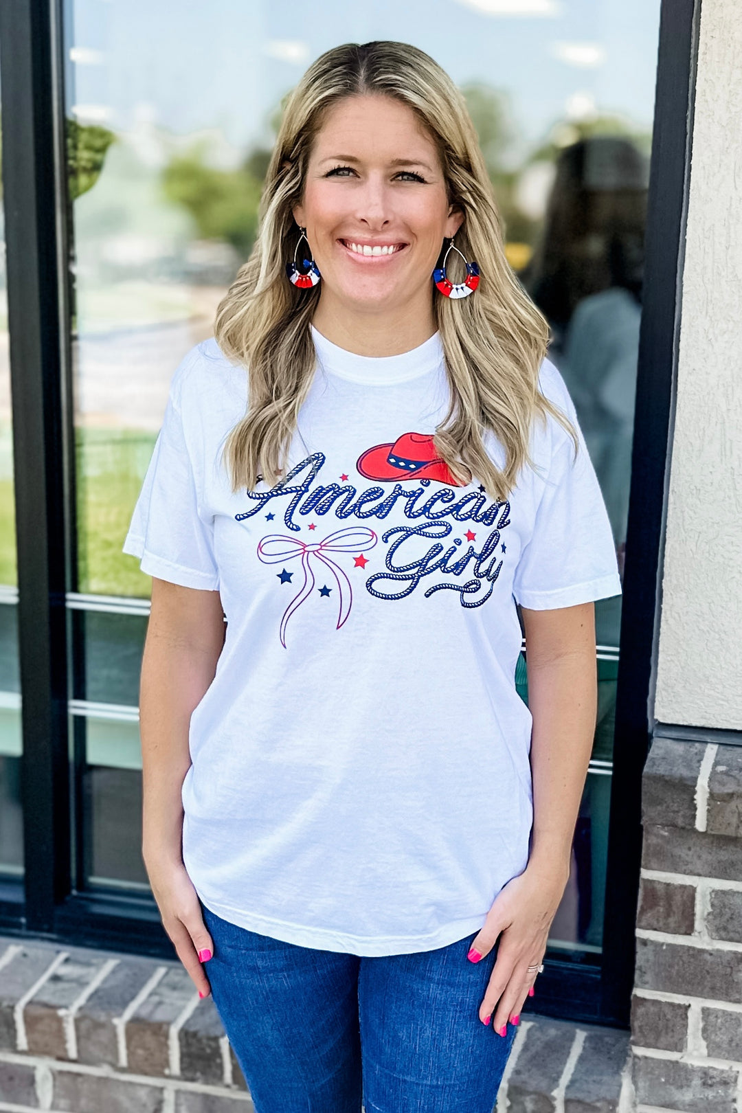 WHITE AMERICAN GIRLY TSHIRT