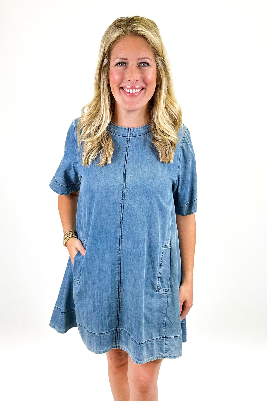DENIM SHORT SLEEVE SWING DRESS