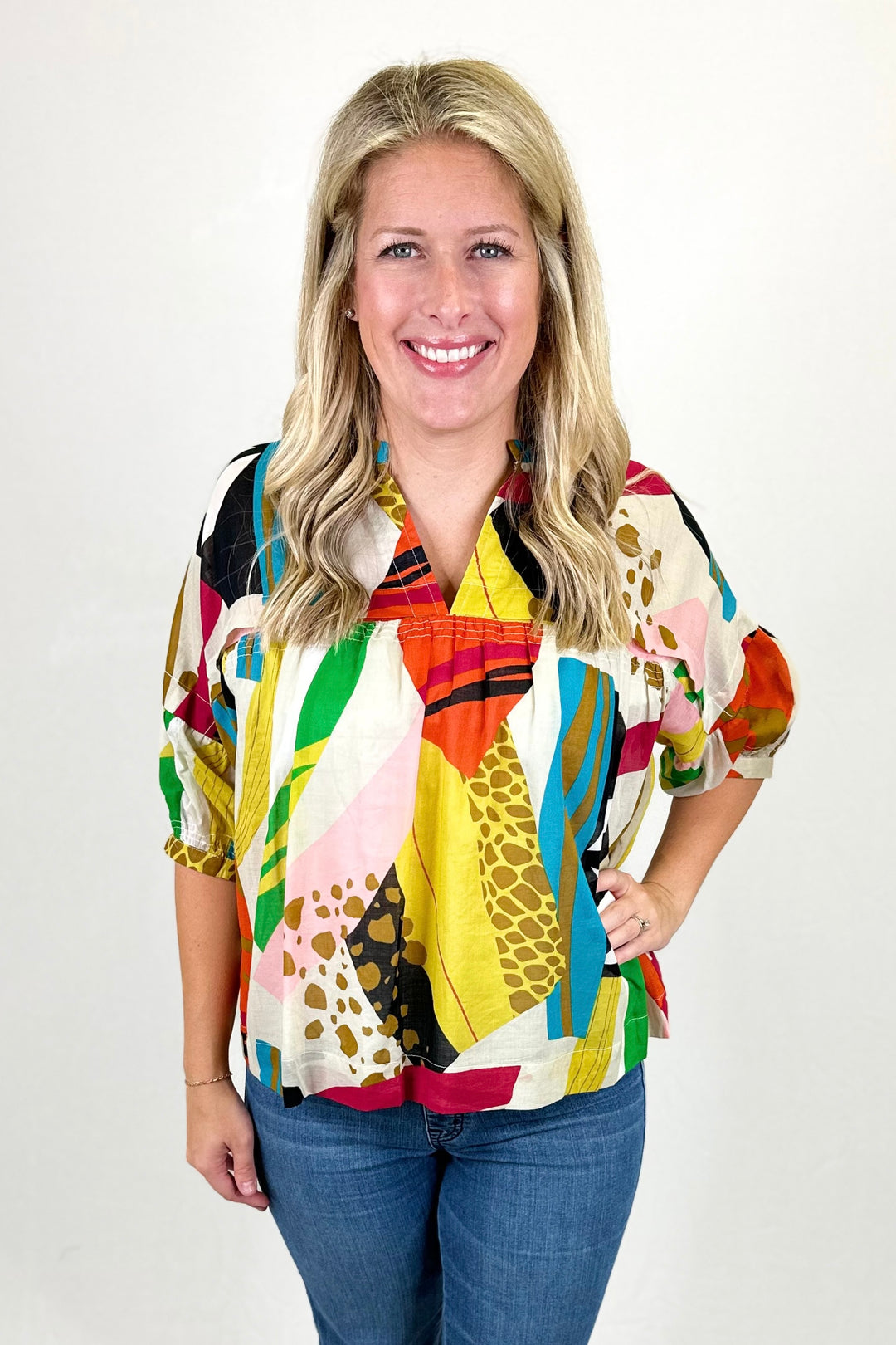 MULTI ABSTRACT PRINT SPLIT NECK TOP