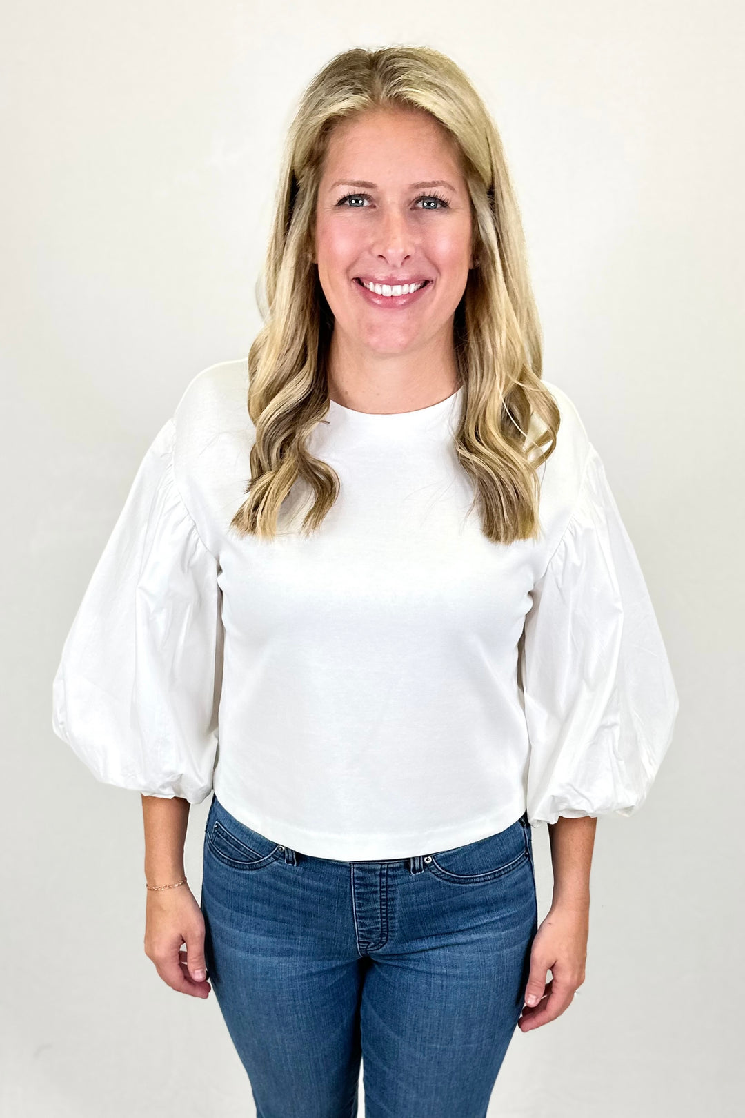 WHITE PUFF POPLIN SLEEVE TOP