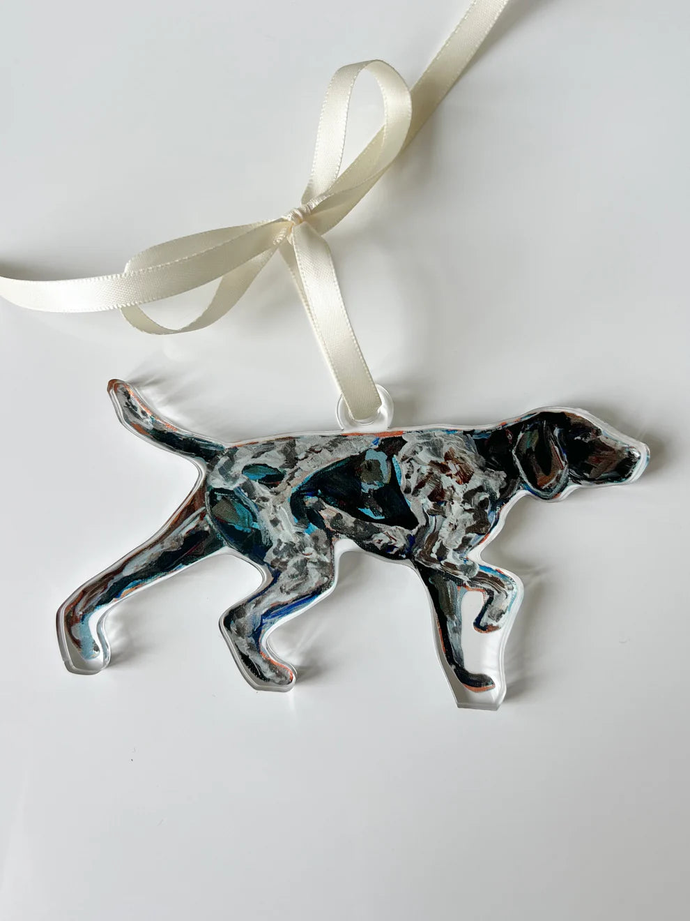 GSP POINTING ACRYLIC ORNAMENT