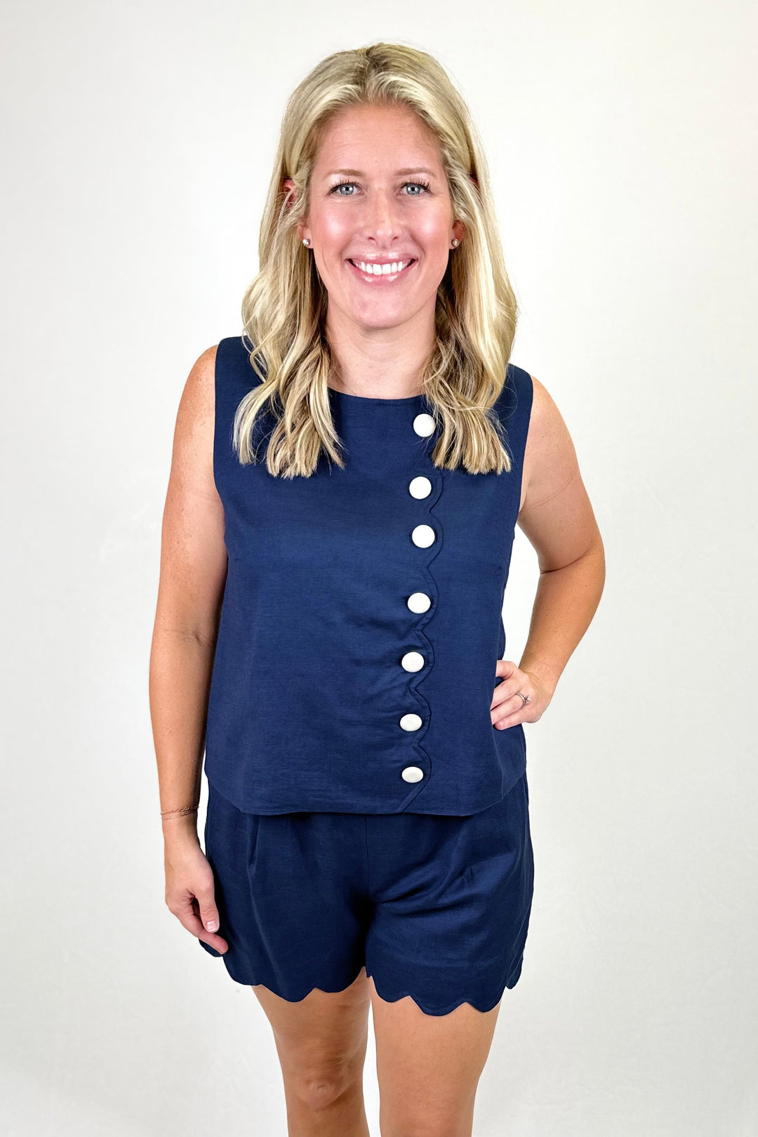 NAVY LINEN SCALLOP SHORT SET