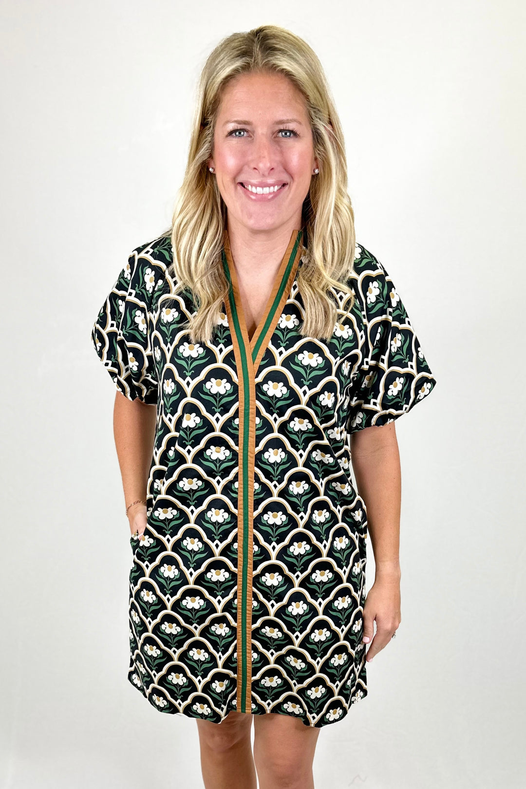 BLACK & GREEN FLORAL PATTERN STRIPE TRIM DRESS