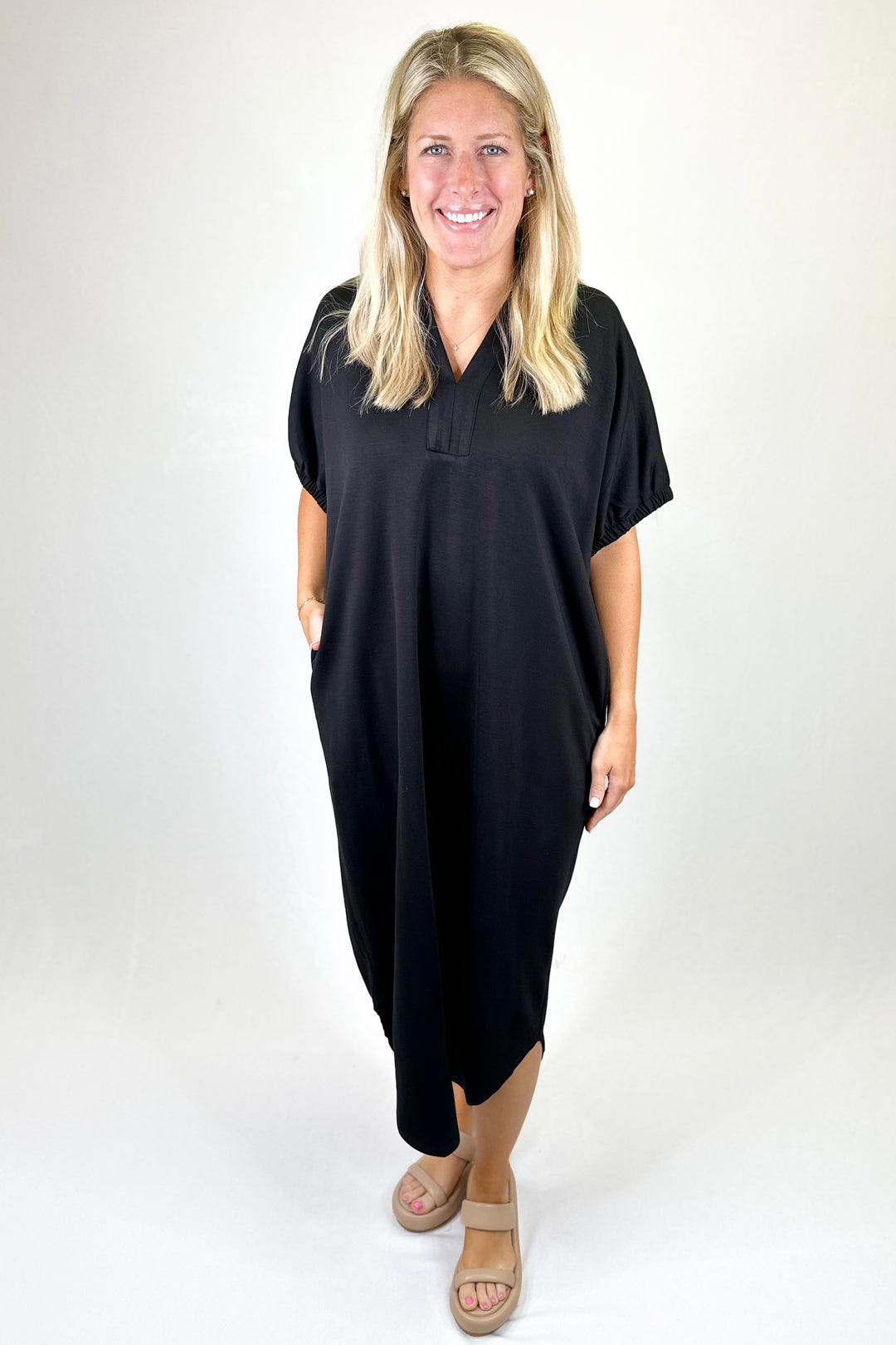 BLACK VNECK DOLMAN SLEEVE MIDI DRESS