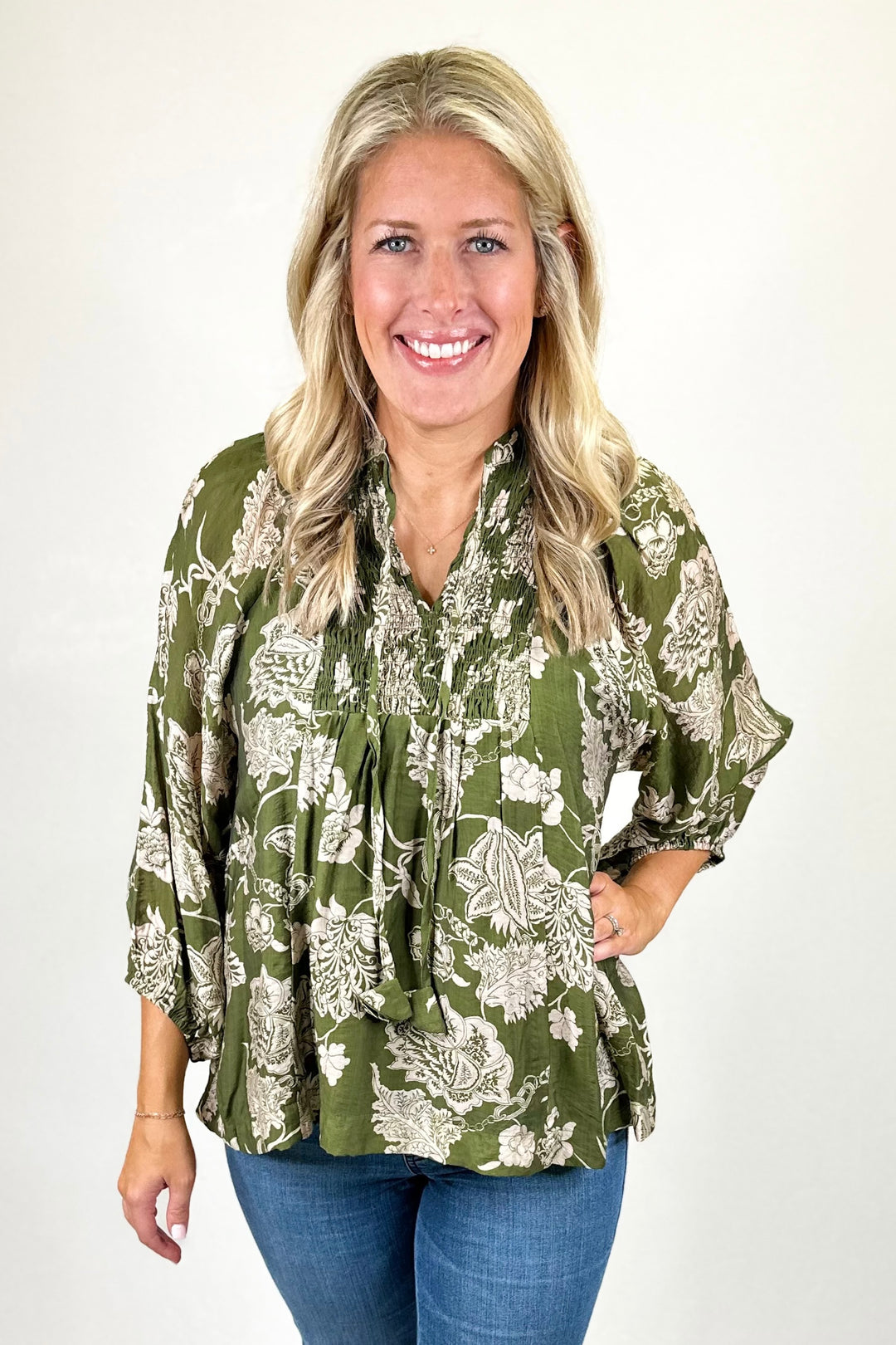 OLIVE FLORAL SMOCKED NECKLINE TOP