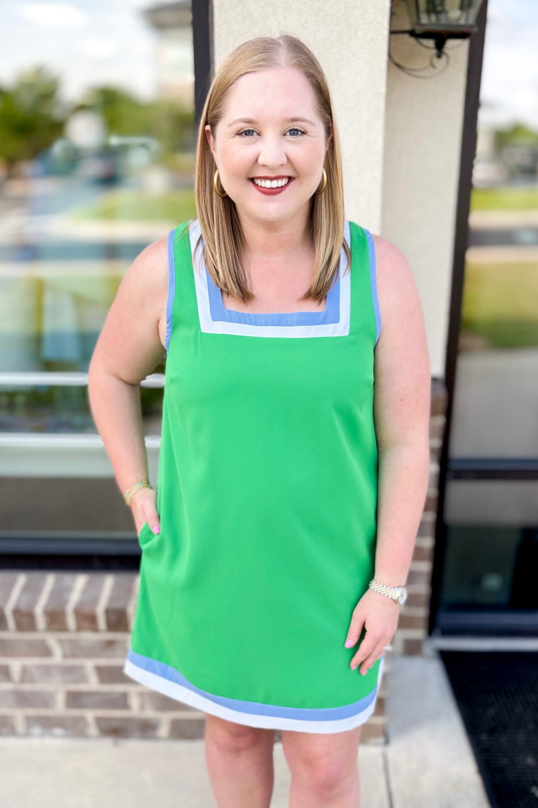 GREEN STRIPE EDGE SQUARE NECK DRESS