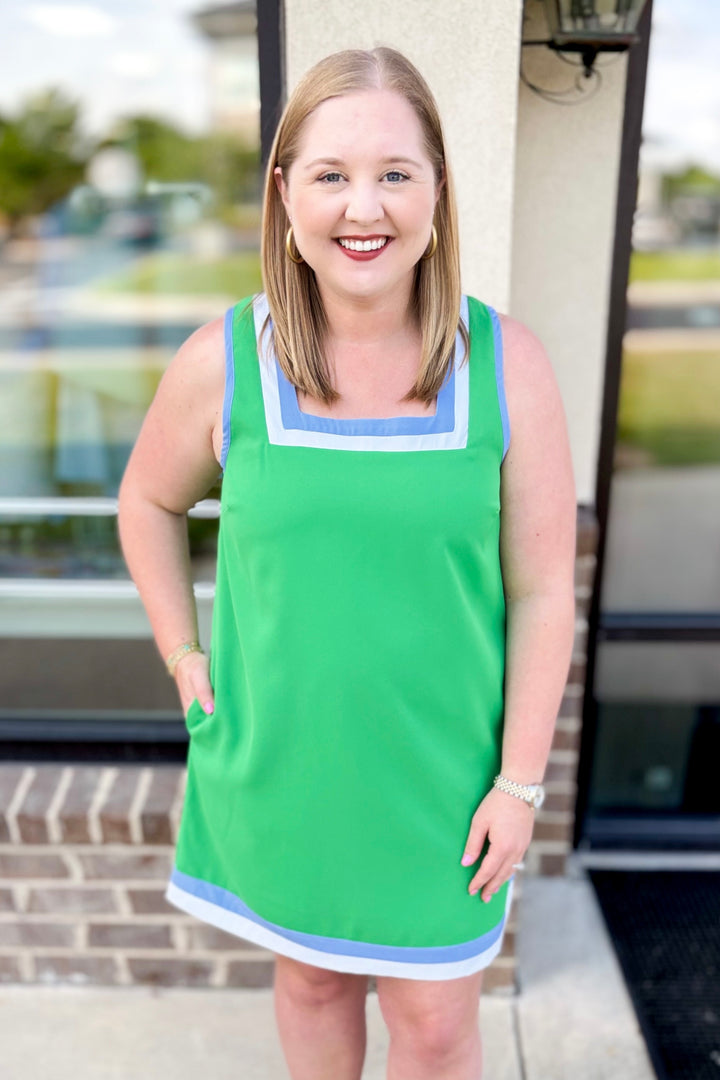 GREEN STRIPE EDGE SQUARE NECK DRESS
