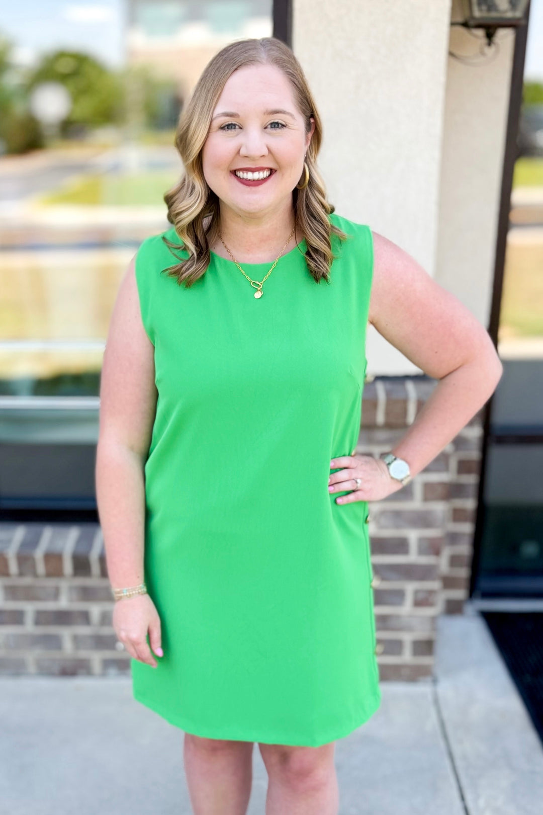 GREEN SLEEVELESS GOLD SIDE BUTTON DRESS