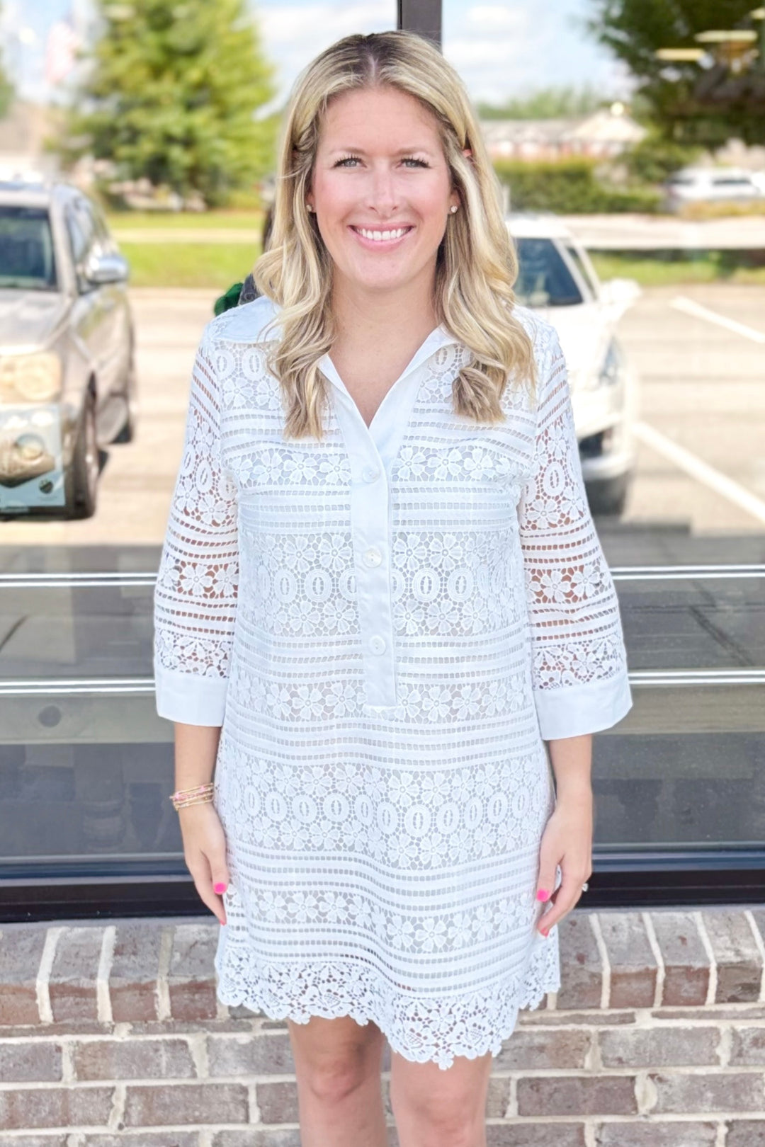 WHITE BUTTON COLLAR CROCHET LACE SHIFT DRESS