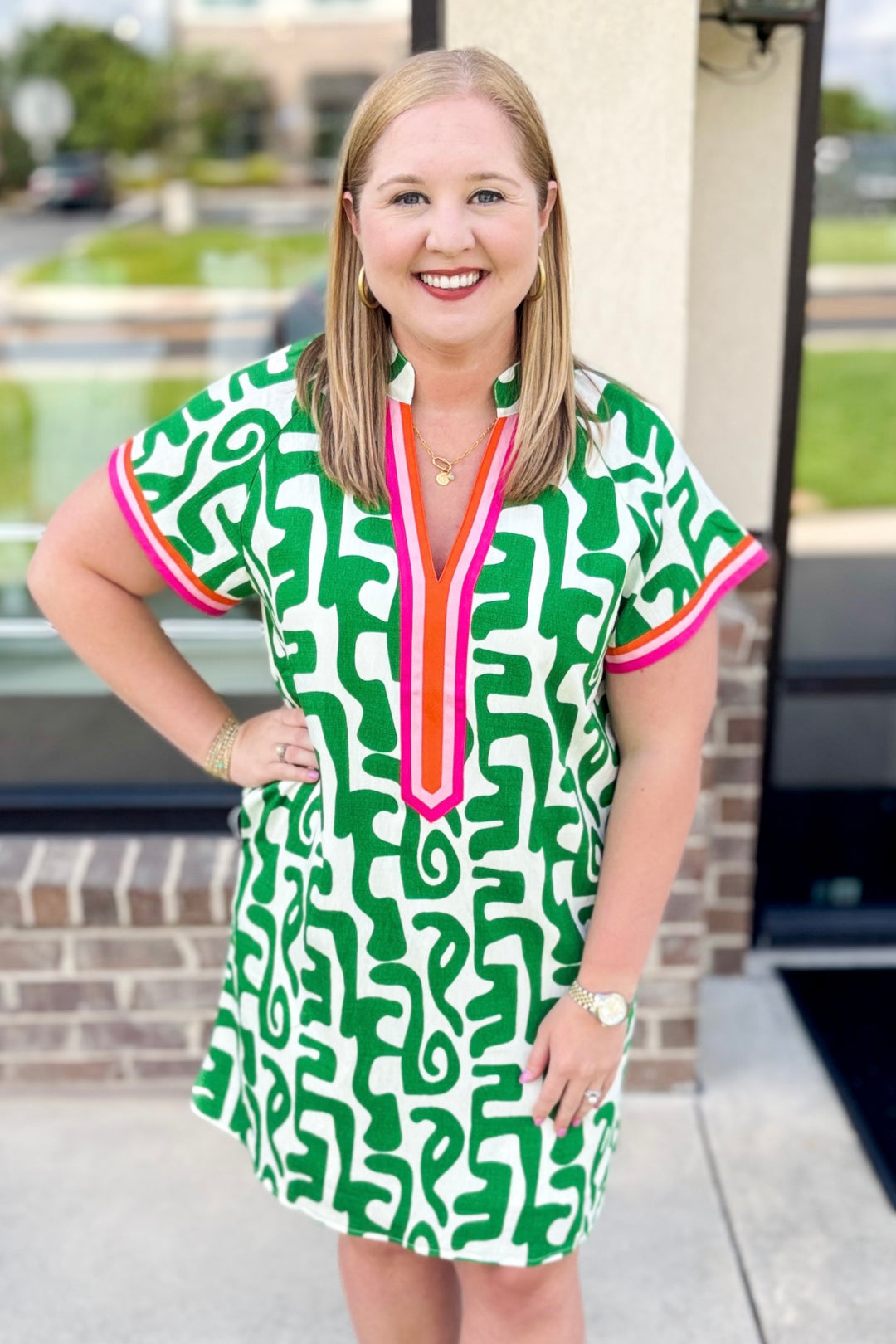 GREEN ABSTRACT ANGLED SLEEVE DRESS