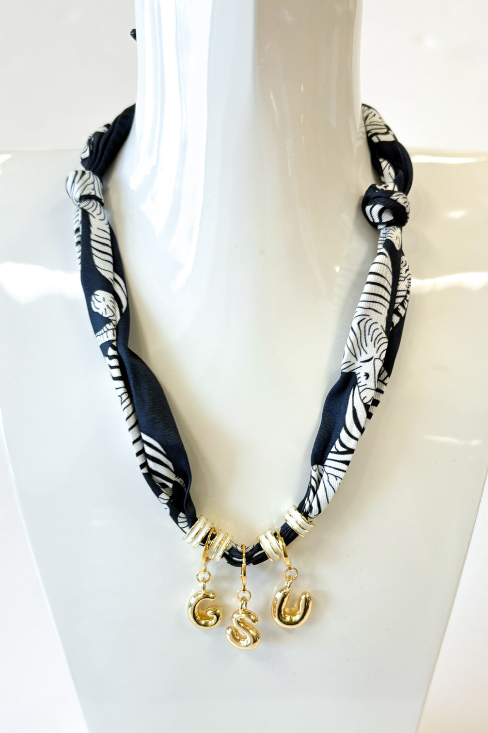 NAVY GSU SCARF NECKLACE