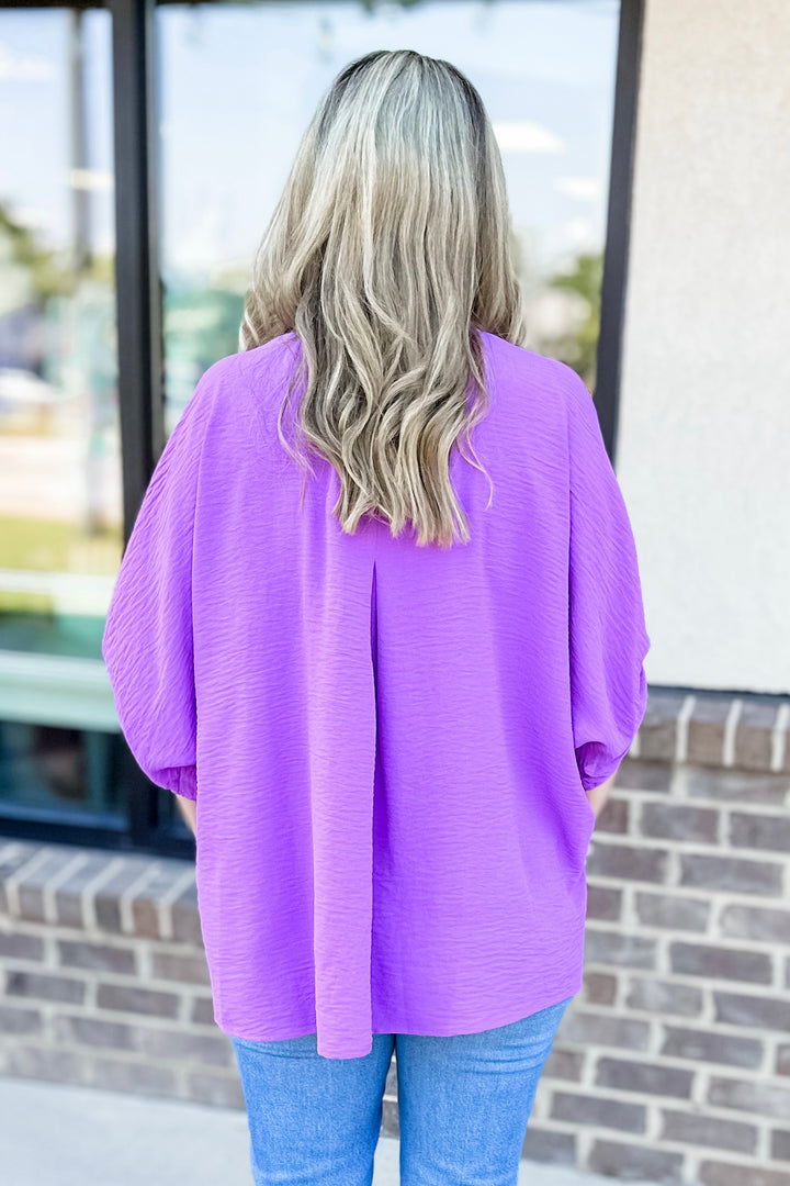 ORCHID VNECK FLOWY TOP