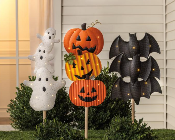 Bats Light Up Yard Stake – Outdoor Halloween Decoration with Glowing Bats | Walker Boutique