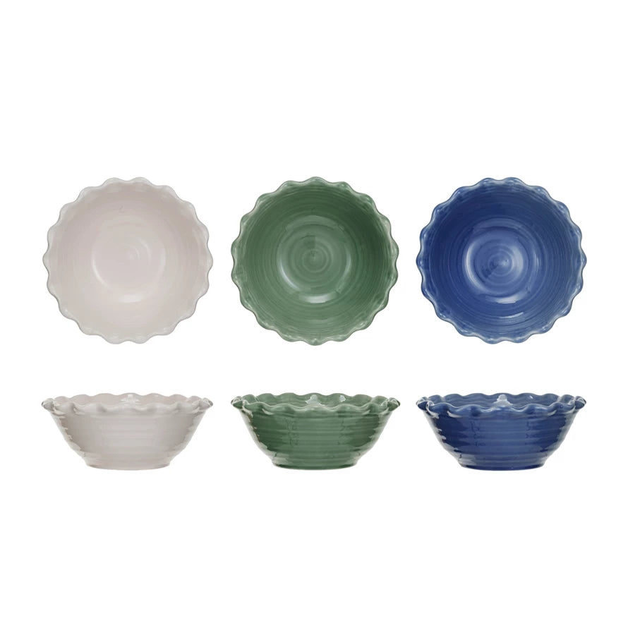 SCALLOPED EDGE STONEWARE BOWL