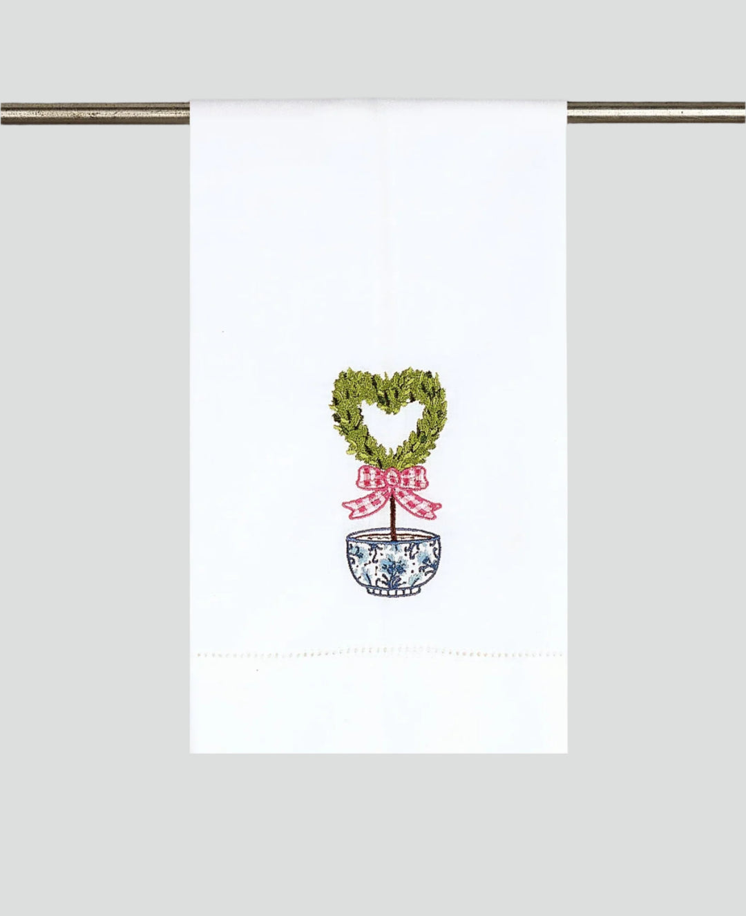 HEART TOPIARY EMBROIDERED GUEST TOWEL