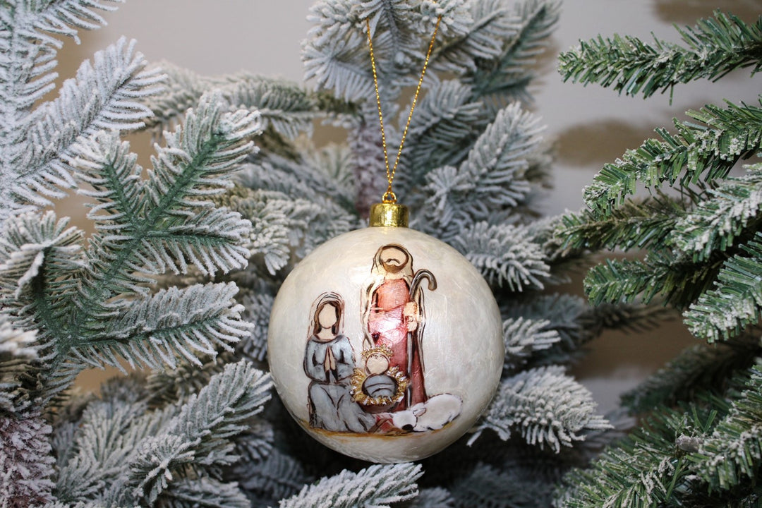 HOLY FAMILY HAND PAINTED CAPIZ ORNAMENT