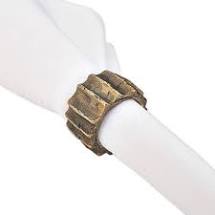 GOLD RIBBED NAPKIN RING