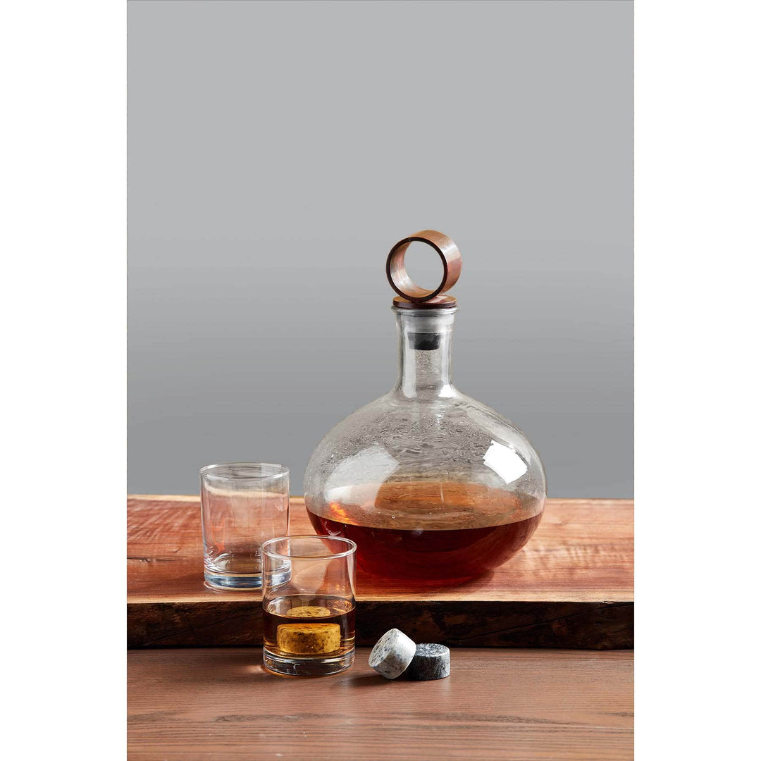 TEXTURED GLASS DECANTER