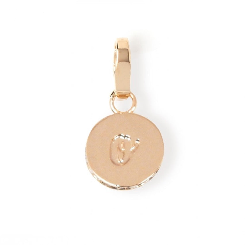 O INITIAL CHARM