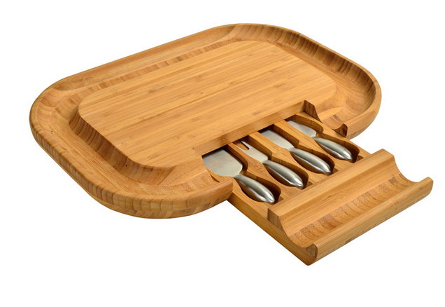 DELUXE MALVERN CHEESE BOARD