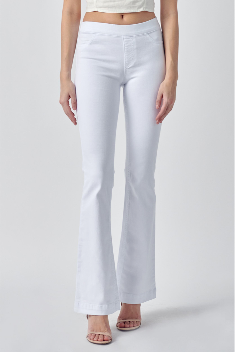 WHITE DENIM MID RISE FLARE JEGGING