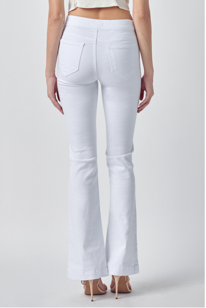 WHITE DENIM MID RISE FLARE JEGGING