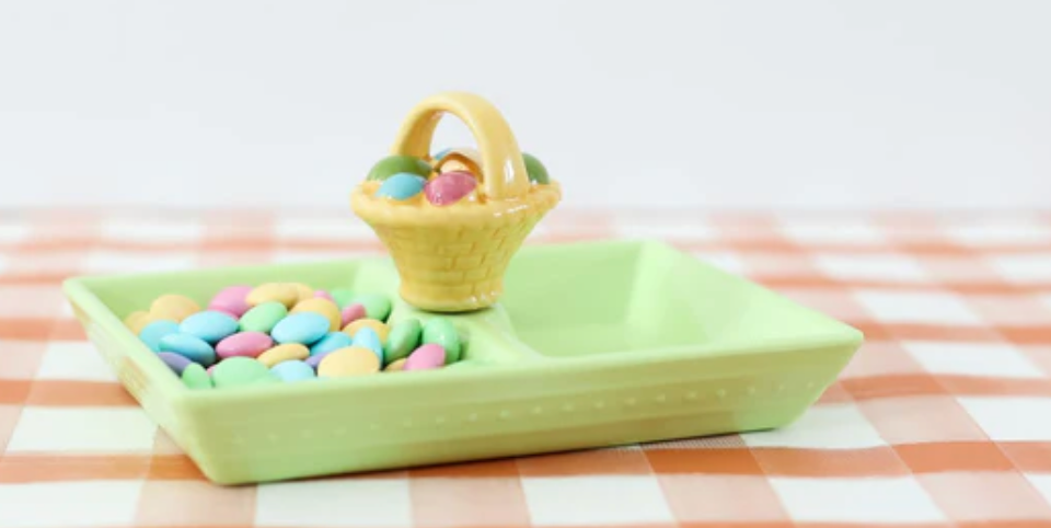 NORA FLEMING A TISKET, A TASKET MINI