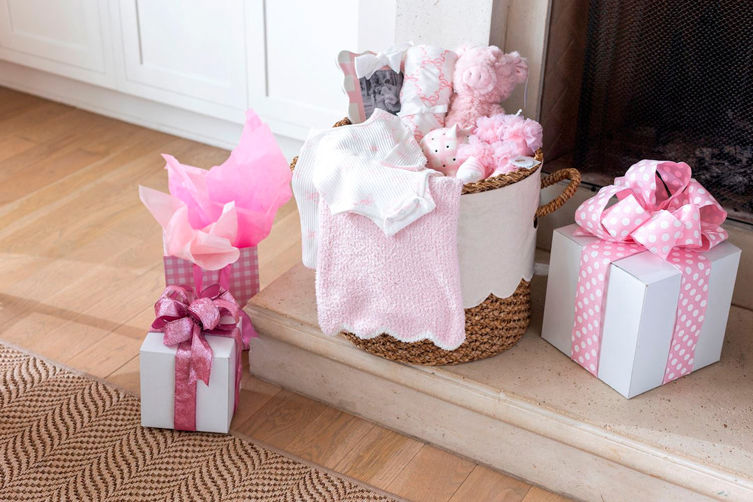 PINK SCALLOP CHENILLE BLANKET