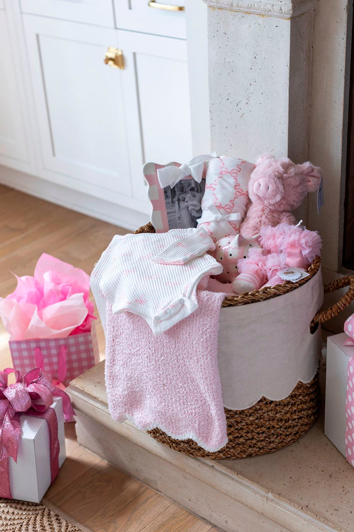 PINK SCALLOP CHENILLE BLANKET