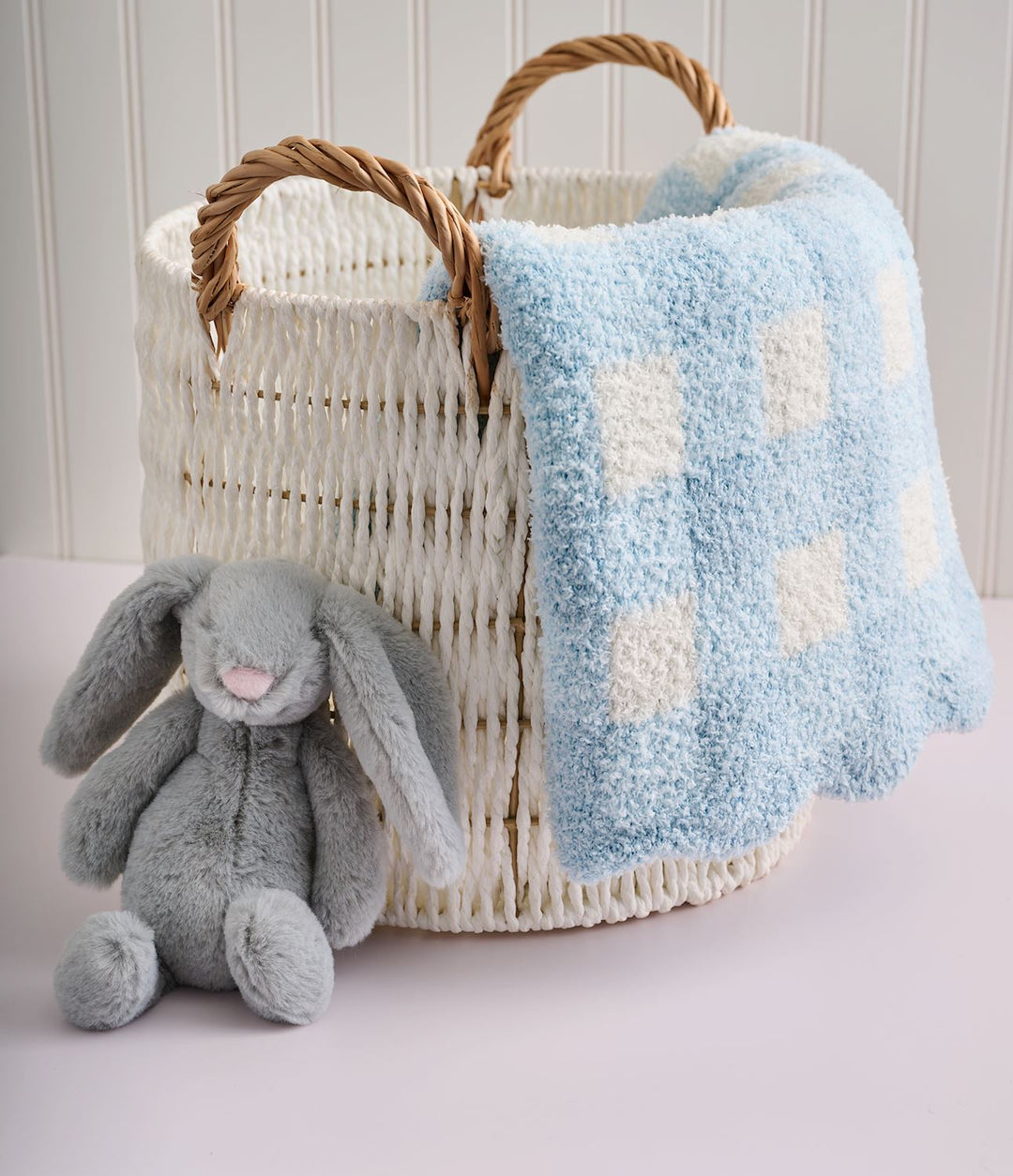 BLUE GINGHAM SCALLOP EDGE CHENILLE BLANKET