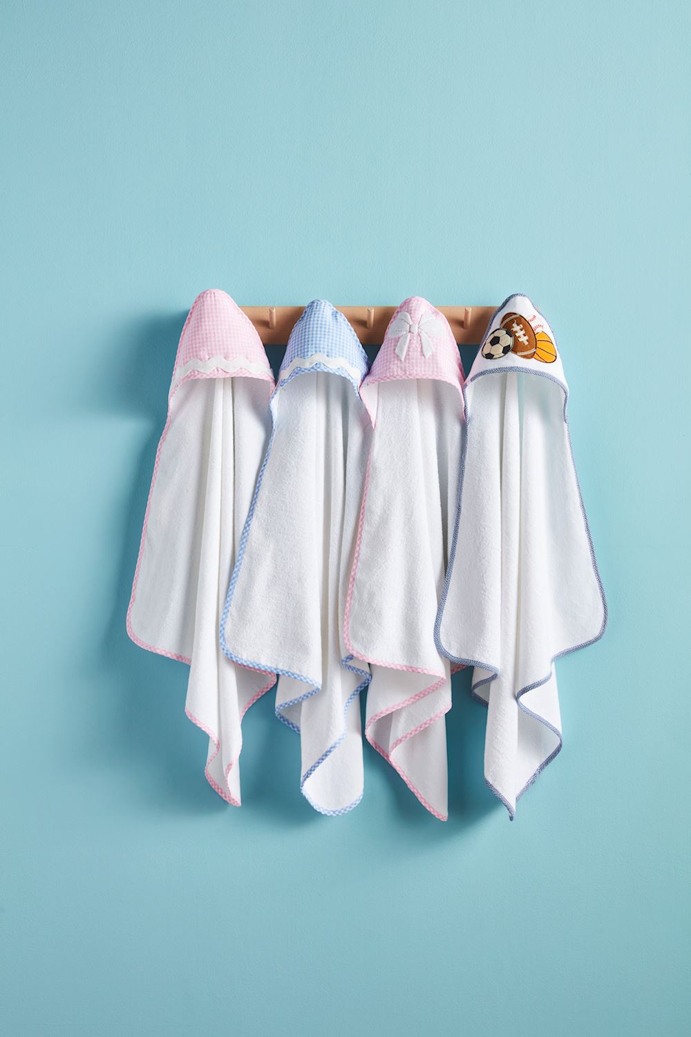 BOUCLE BOW HOODED TOWEL