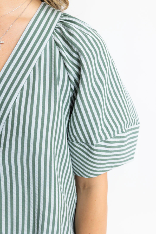 KARLIE: GREEN STRIPE VNECK PUFF SLEEVE MAXI DRESS