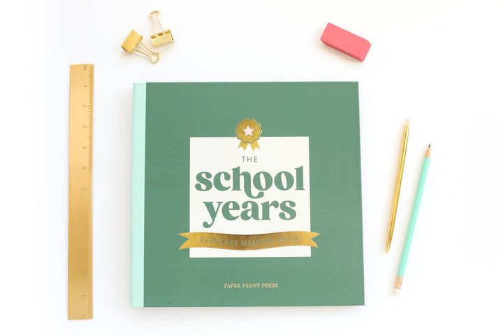 THE SCHOOL YEARS MEMORY BOOK: A TIMELESS SCHOOL MEMORY BOOK