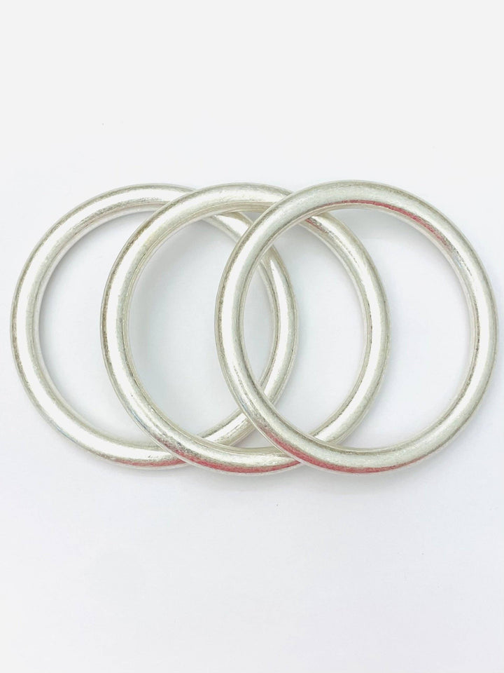 MATTE SILVER CHIC BOLD VINTAGE BANGLES SET