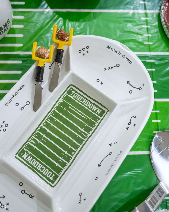 DIVIDED FOOTBALL FIELD PLATTER SET