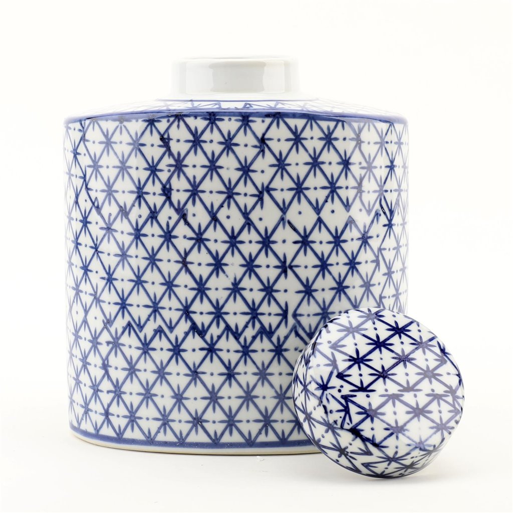 BLUE & WHITE PORCELAIN ROUND JAR