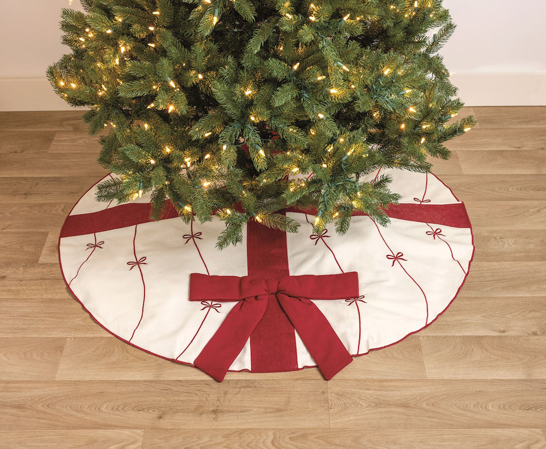 RED BOW TREE SKIRT