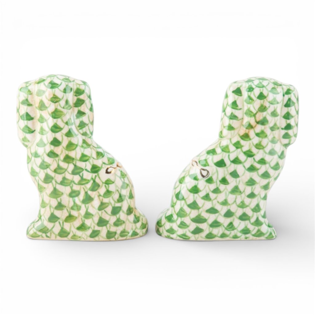GREEN FISHNET STAFFORDSHIRE SMALL DOG PAIR
