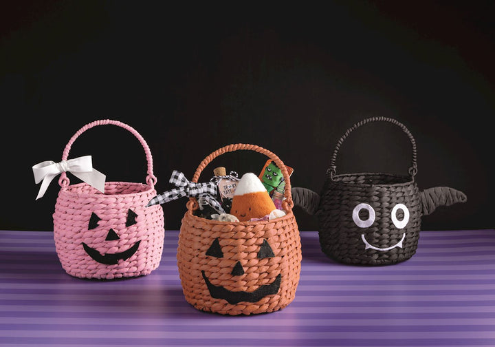 HALLOWEEN WICKER TREAT BASKET