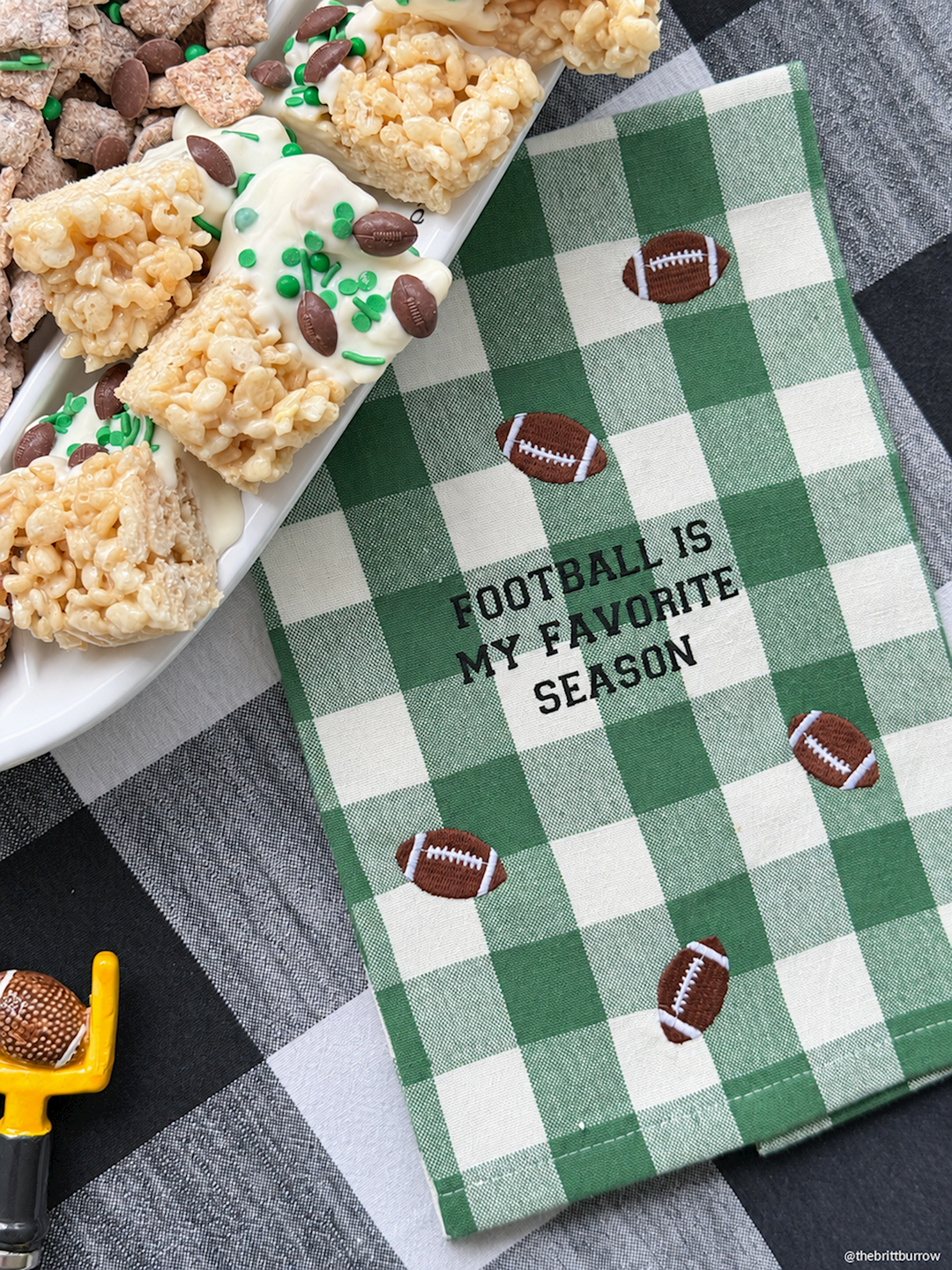 FOOTBALL FAVORITE ICON GREEN CHECK HAND TOWEL