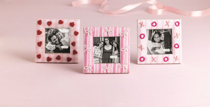 PEARL BOWS PINK STRIPE BEADED FRAME