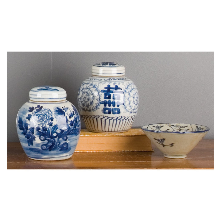 FLOWER BLUE & WHITE BULB JAR