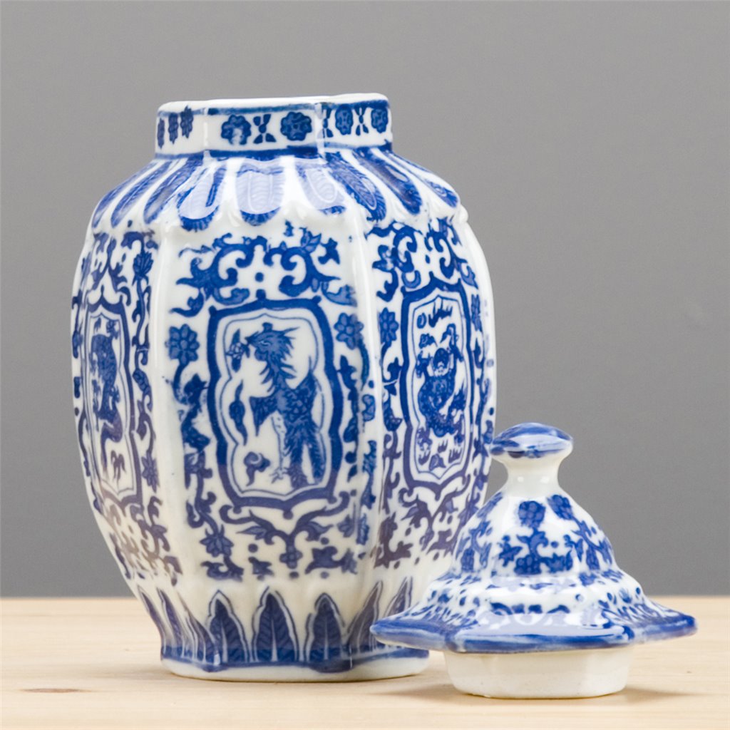 BLUE & WHITE SMALL LIDDED JAR