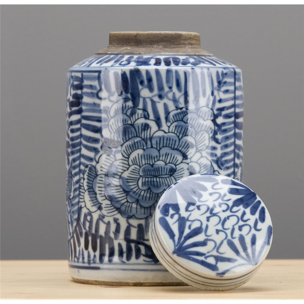 ROLLING PETALS BLUE & WHITE TEA CADDY