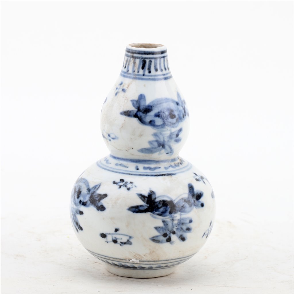BLUE & WHITE BUD VASE, 6"H