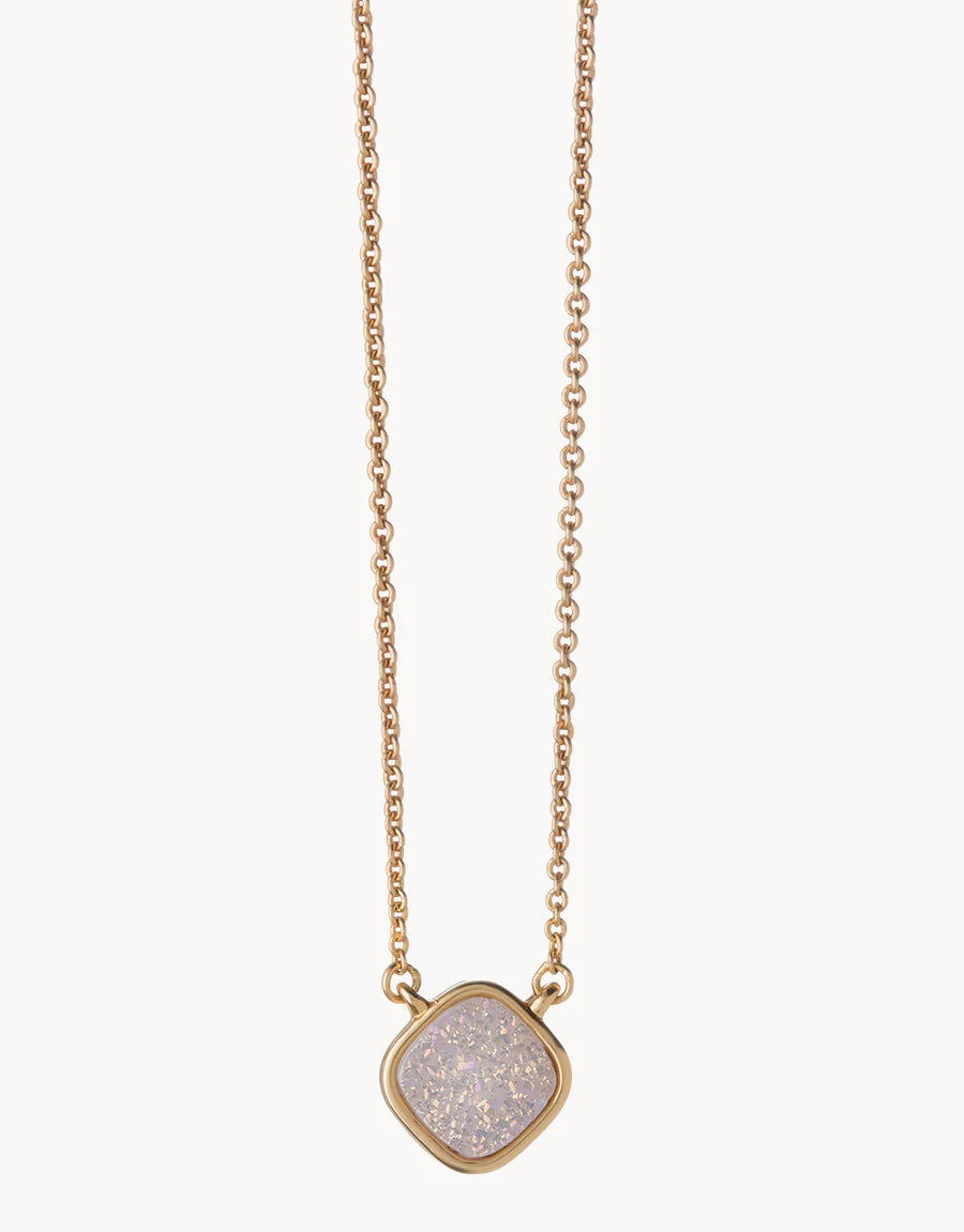 BREATHE/CREAM DRUZY SEA LA VIE NECKLACE